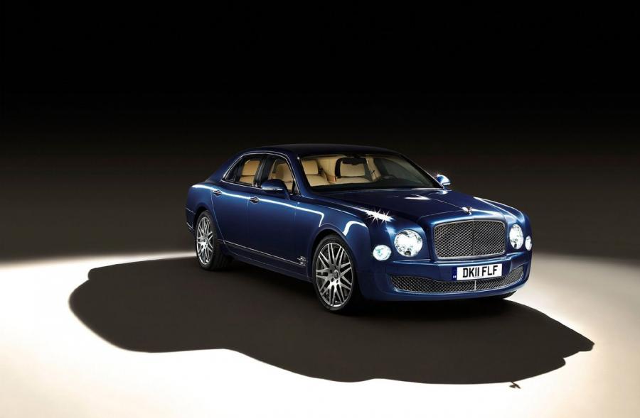  Bentley Mulsanne Executive Interior 2012 года  (фото 21 из 25)